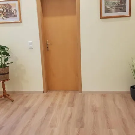Dresdner Strasse Apartment